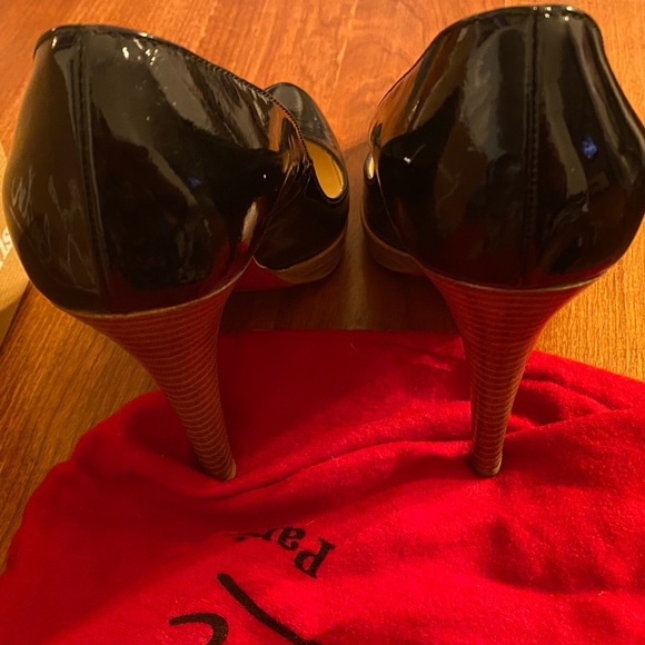 Christian Louboutin Black Patent Prive platform Size 36.5 like new gently worn - Picture 7 of 8